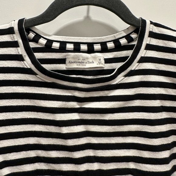 Abercrombie & Fitch Stripped Crop Top - Picture 5 of 8